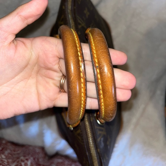 Louis Vuitton Alma PM - Picture 6 of 6